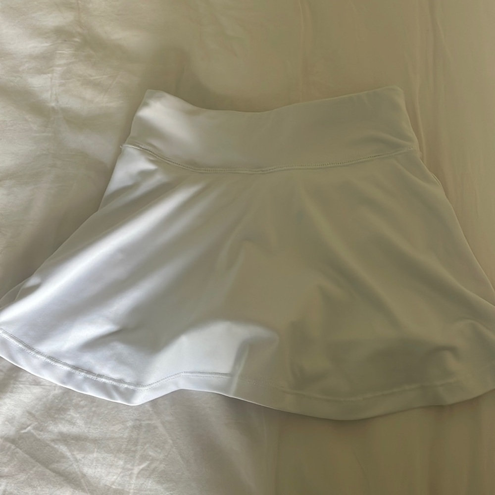 Girls champion white skirt